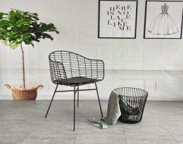 GRACE CHAIR BLACK METAL WIRE WITH BLACK WATERPROOF CUSHION GRACE ΚΑΡΕΚΛΑ ΜΑΥΡΗ ΜΕΤΑΛΛΙΚΗ  ΜΕ ΜΑΥΡΟ ΑΔΙΑΒΡΟΧΟ ΜΑΞΙΛΑΡΙ